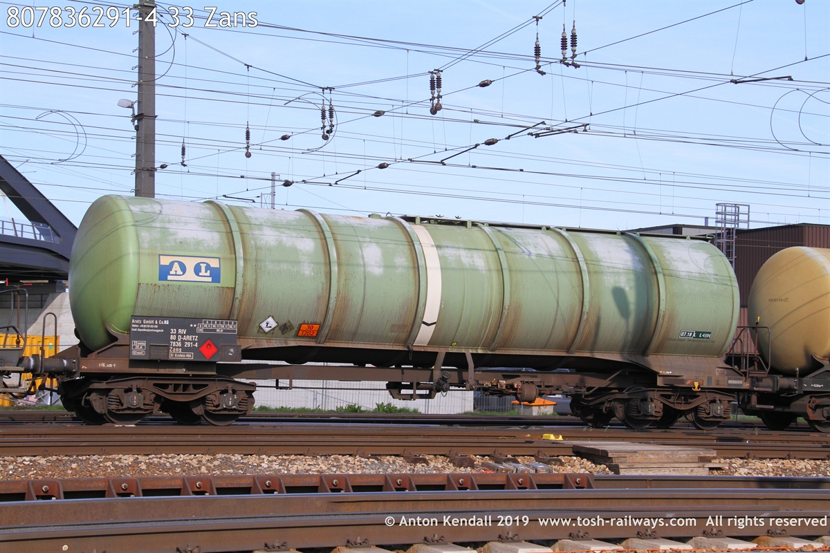 807836291-4_33 Zans.JPG
